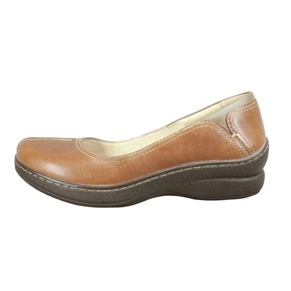 L.L. Bean Shoes - LL BEAN Brown Leather Split Toe Slip On Comfort Shoes Size 8 M